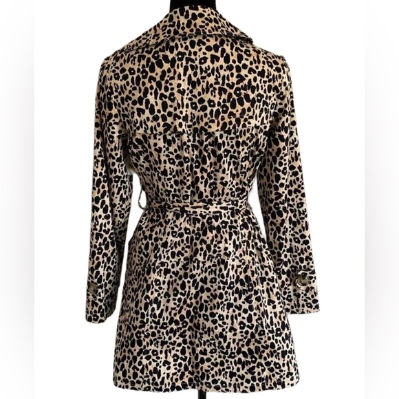 Forever 21 Leopard Trench Coat - Picture 4 of 10
